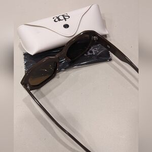 AQS Brown Sunglasses with Case